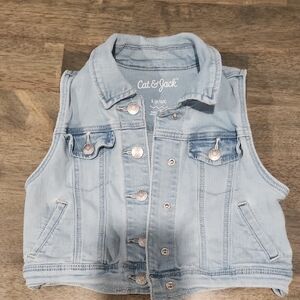 Cat & Jack Light Blue Denim Jacket Sleeveless Sz 6 6X